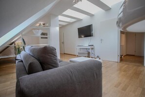 Appartement, uitzicht op park | Woonruimte