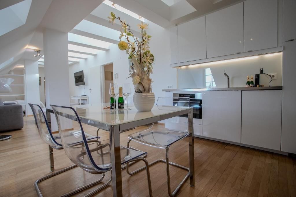 Apartment, Park View | Dining