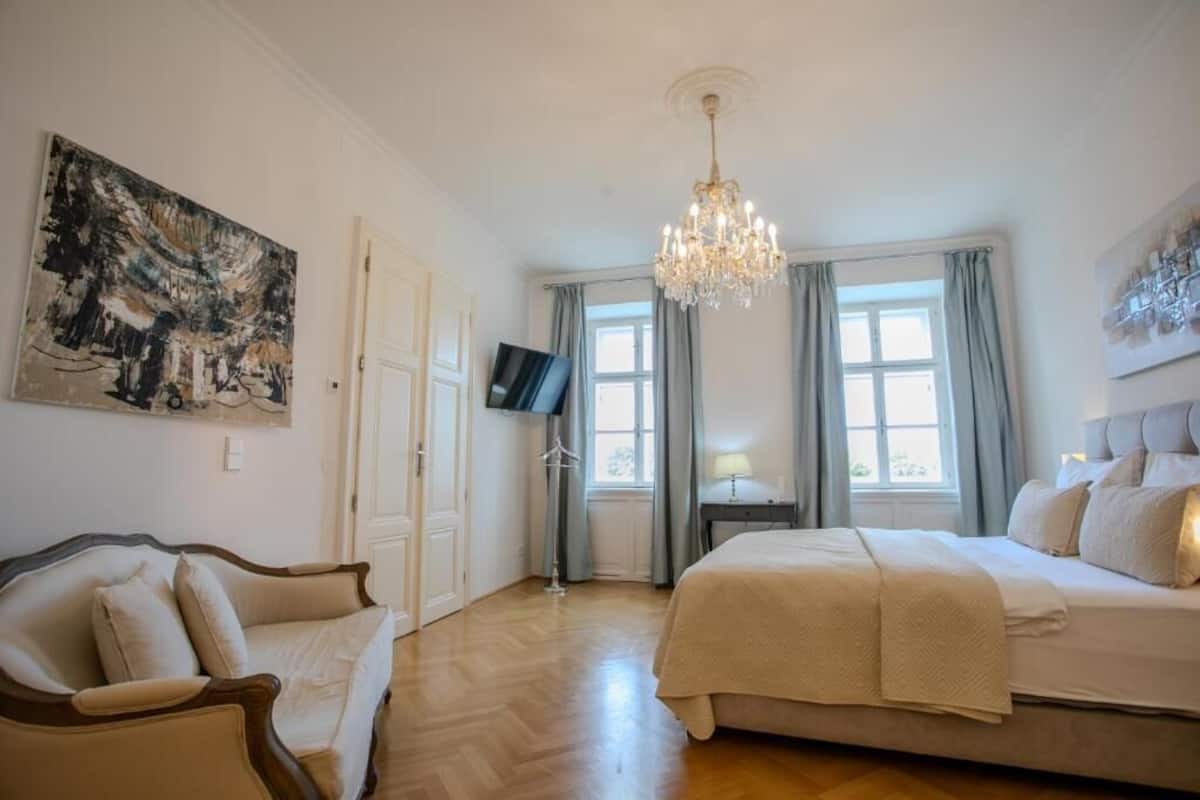 Presidential Apartment | Verdunkelungsvorhänge, Bügeleisen/Bügelbrett, kostenloses WLAN