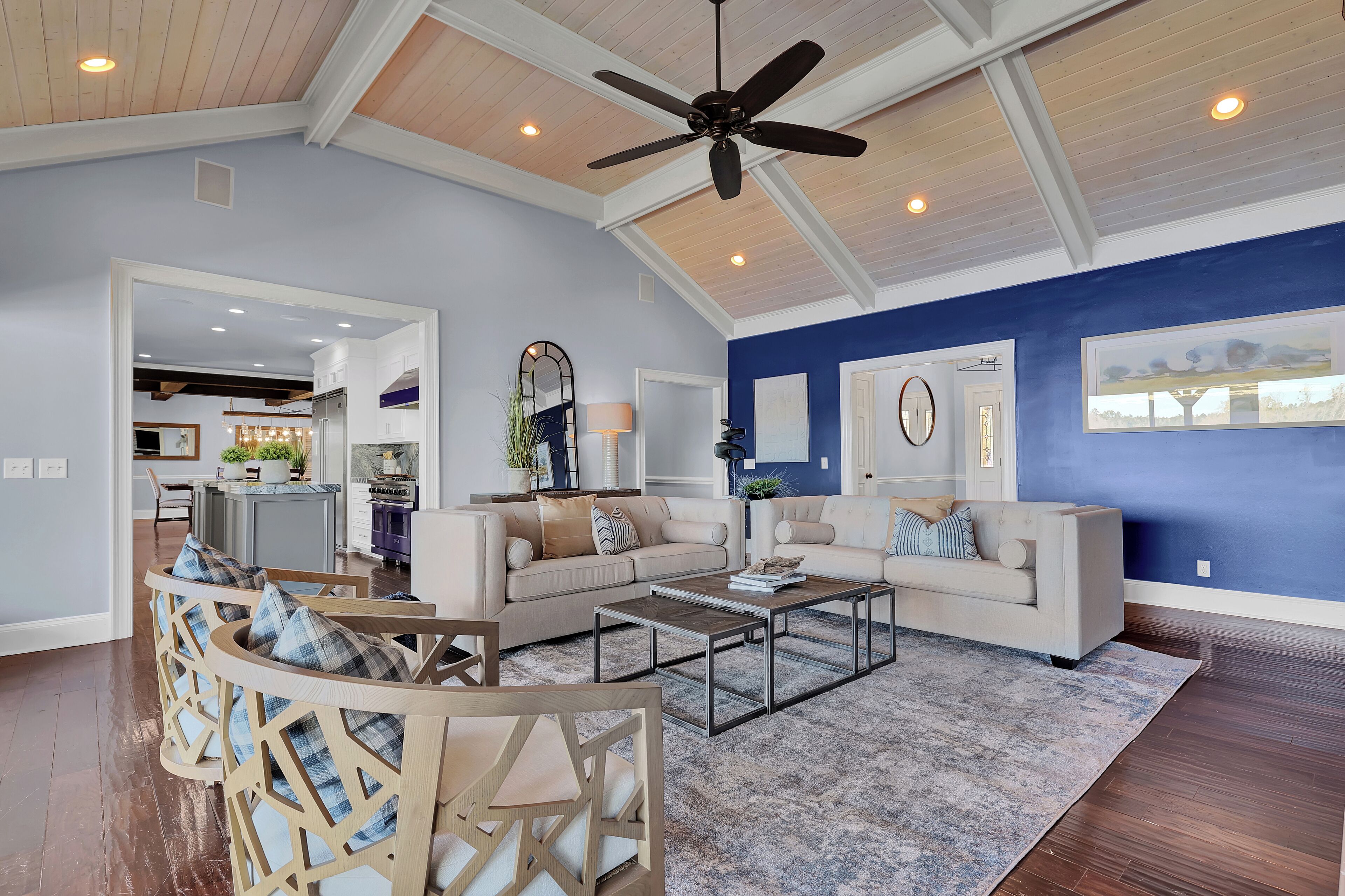 Smart TV, fireplace, offices, computer monitors