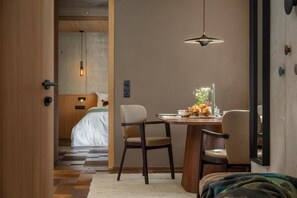 Panoraamahuoneisto, parveke, vuoristonäköala