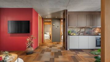 Design-Apartment, Balkon, Bergblick