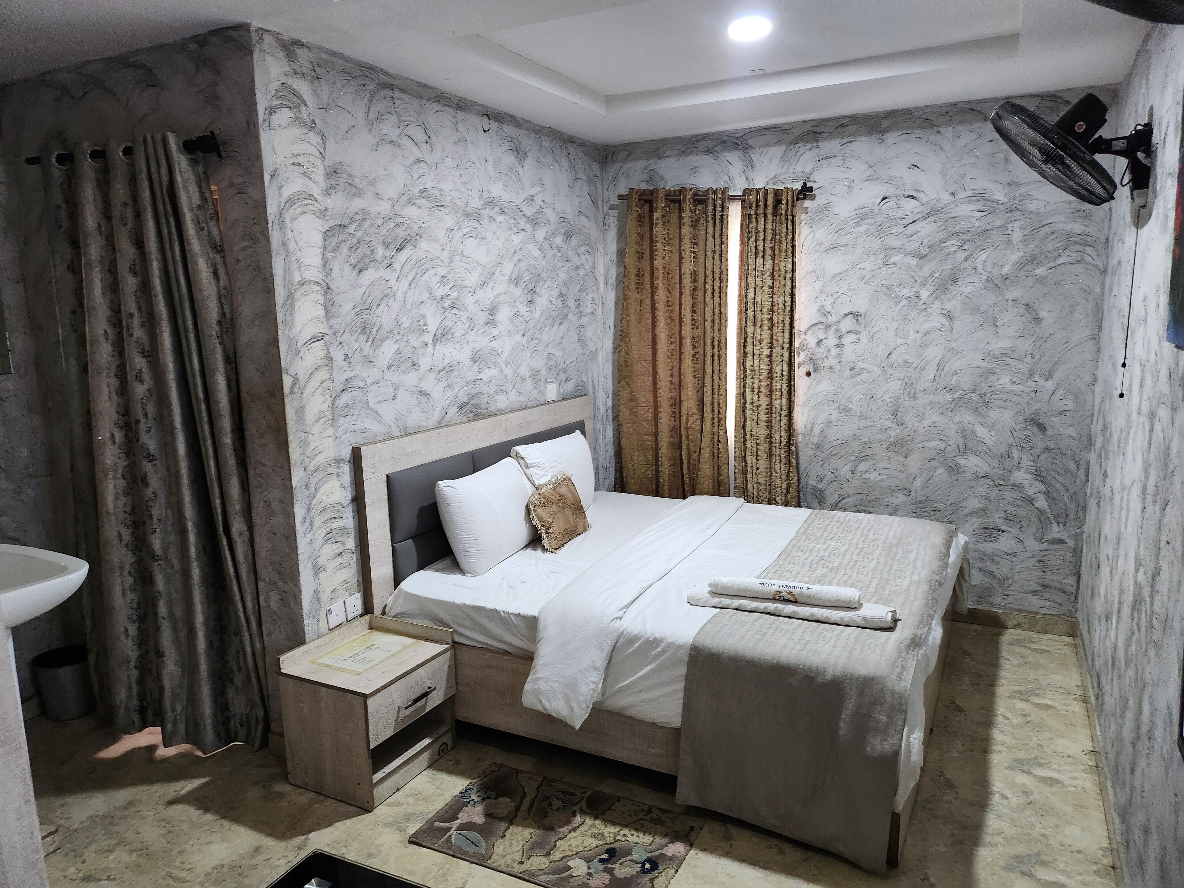 Deluxe Studio, Balcony