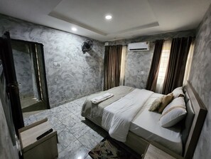 Imagen sin descripción, 2 de 10, botón