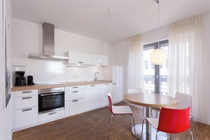 Comfort Apartment, Balcony | Private kitchen - Grimms Berlin Mitte (Berlin)