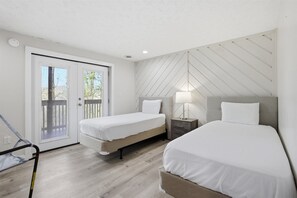 6 bedrooms, WiFi, bed sheets