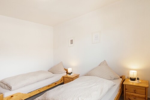 Apartment Gartenblick – Spacious Retreat with Garden View in Korbach
