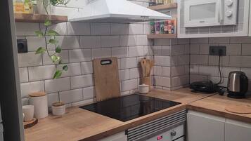 Microwave, oven, stovetop