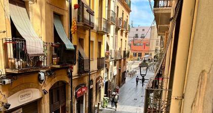 IAN'S APARTMENT in Tarragona Old Town