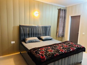 Unclassified image, 3 of 32, button - Stay Royal Landran (Sahibzada Ajit Singh Nagar)