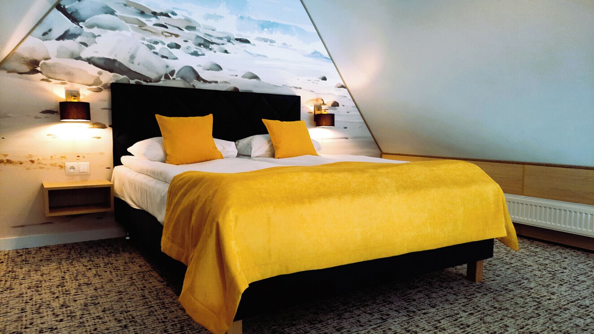 Individually furnished, desk, laptop workspace, soundproofing