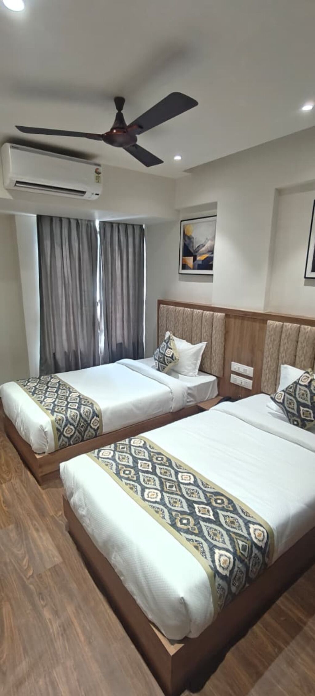 ベーシック ダブルまたはツインルーム | WiFi (無料)