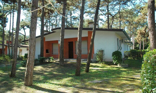 Semi-detached House In Lignano Pineta - Lignano Pineta