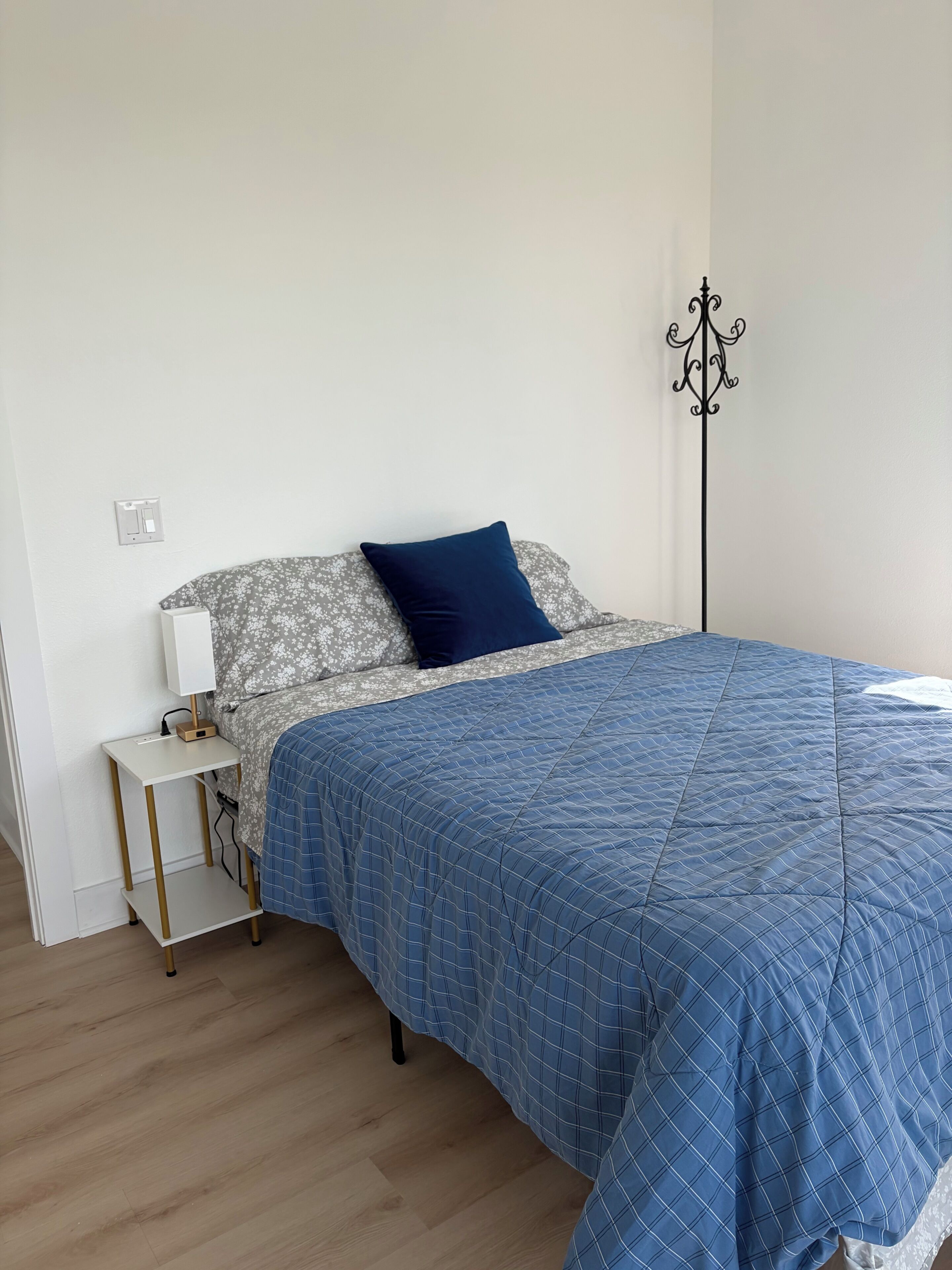 2 quartos, Wi-Fi de cortesia, roupa de cama