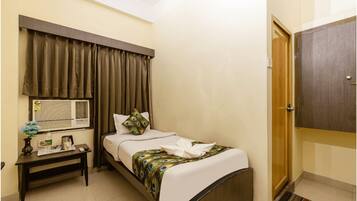 Executive Single Room | Desk, free WiFi