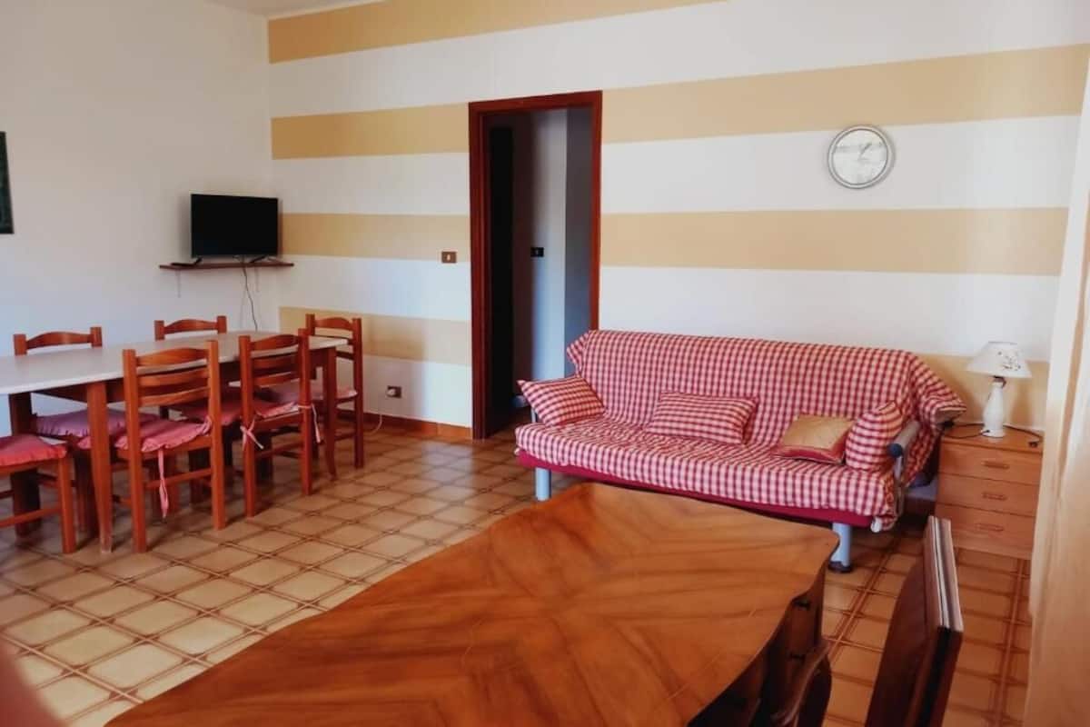 Departamento, 2 habitaciones, patio, vista a la ciudad | Cocina privada