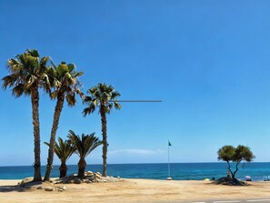 On the beach, beach towels - Frontline Mojacar Beach • 3BR - Terrace & Sea Views (AN)