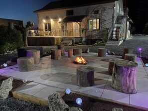 Unclassified image, 2 of 35, button - L'Anagramme (Cindré)