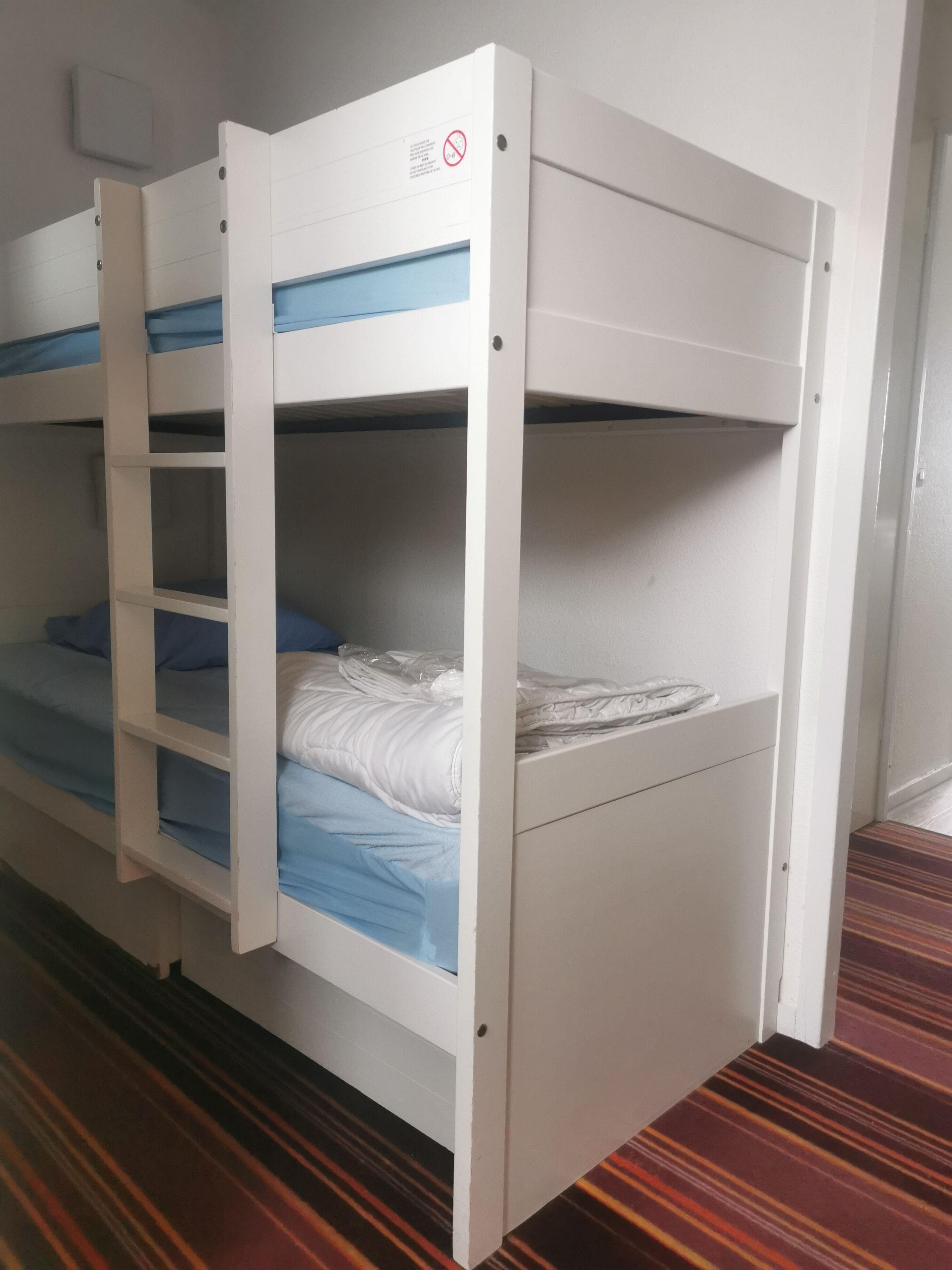 1 間睡房、上網、床單