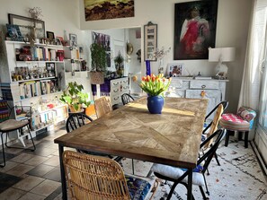 Dining - Charming apartment (90 m2) with sunny terrace 3* listed (Saint-Jean-de-Luz)