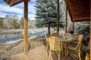 Outdoor dining - The perfect hideaway among the pines in San Juan River Village. (Pagosa Springs)