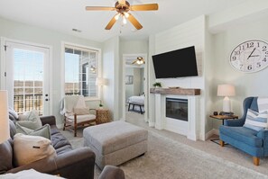 Condo, Multiple Beds, Balcony, Mountain View (Stone Cliff Oasis) | Living area - Stone Cliff Oasis Scenic Views (Branson)