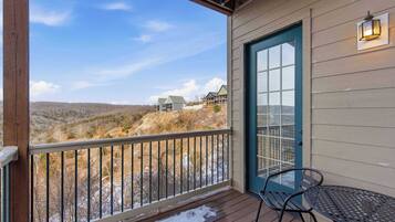 Condo, Multiple Beds, Balcony, Mountain View (Stone Cliff Oasis) | Property grounds