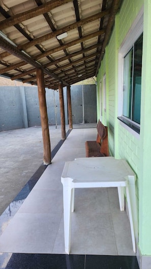 Unclassified image, 5 of 21, button