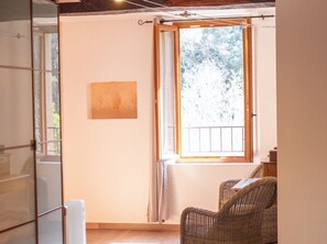 Unclassified image, 5 of 7, button - Vrbo Property (Entrecasteaux)