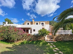 Exterior - Dreamlike authentic fincawith views to Sa Talaia and nature in San José Ibiza (Eivissa)