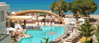 Enorme Teatro Beach