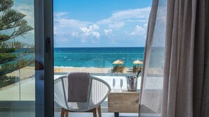 Junior Suite Sea Front | 해변/바다 전망