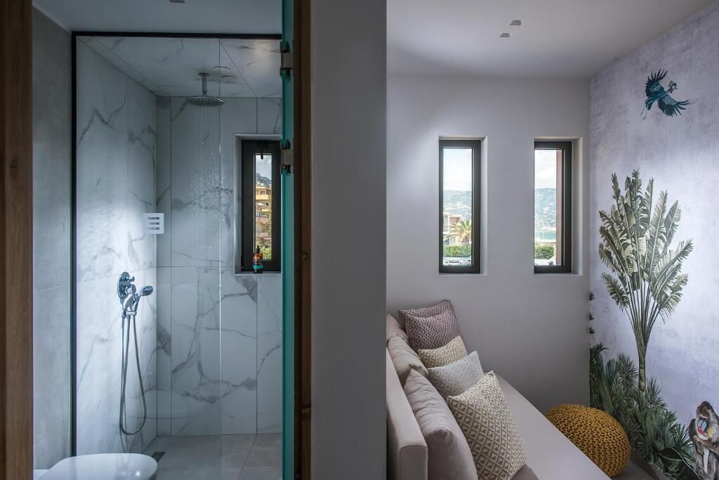 Shower, rainfall showerhead, eco-friendly toiletries, hair dryer