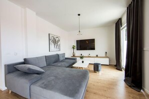 Living area - panoramic view - free parking - Villa in Split (Podstrana)