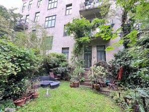 Terrace/patio - 2Bedroom Vintage Apartment+Garden, near Schönbrunn (Vienna)
