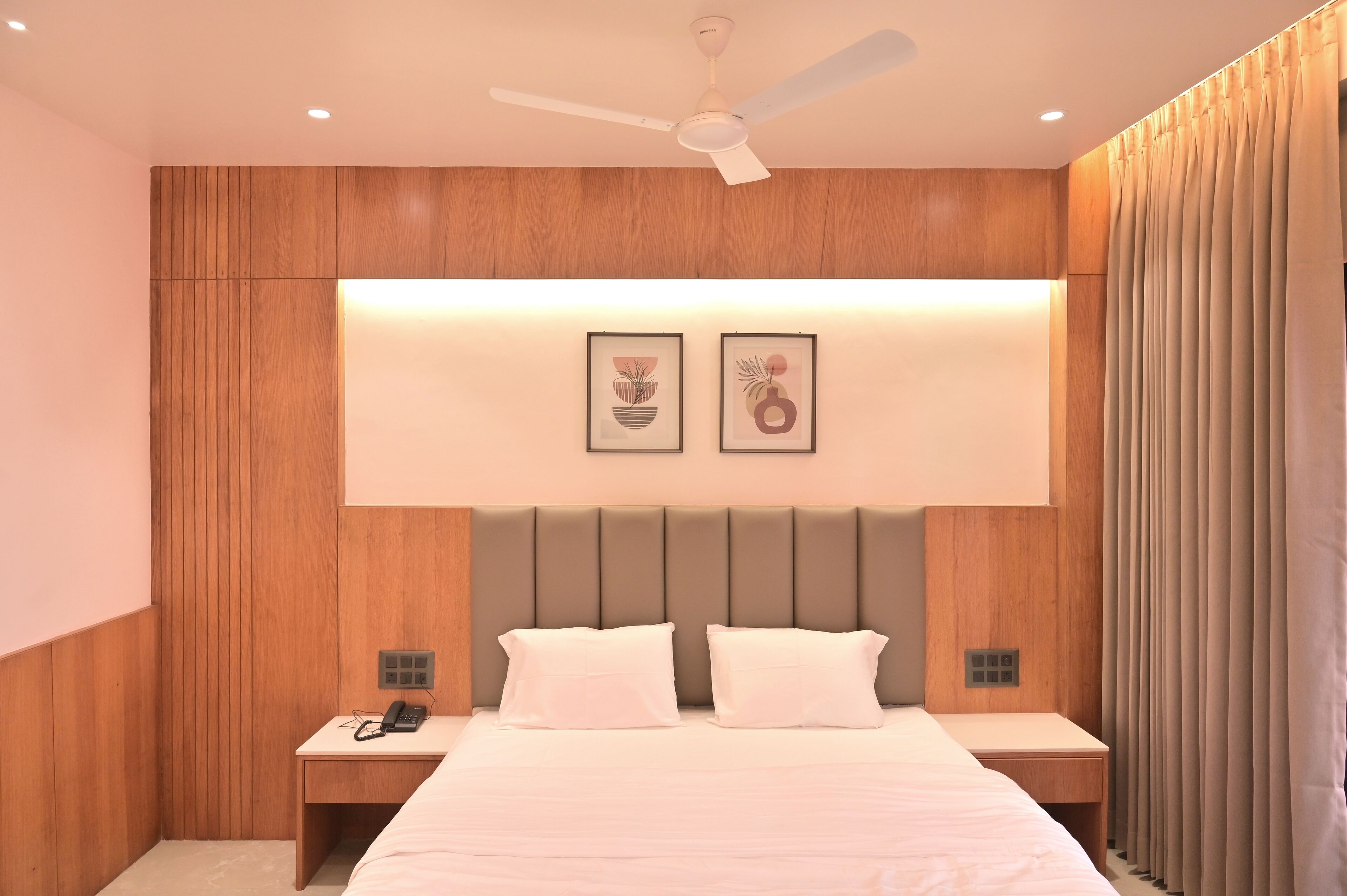 Habitación Premium | Camas supletorias, wifi gratis, ropa de cama