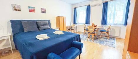 熨斗/熨衫板、Wi-Fi、床單