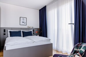 3 quartos, ferros/tábuas de passar roupa, Wi-Fi, roupa de cama
