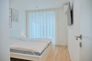 1 bedroom, free WiFi - Modern vacation apartment with WLAN and terrace - only 230 m to the beach in Grömitz (Grömitz)