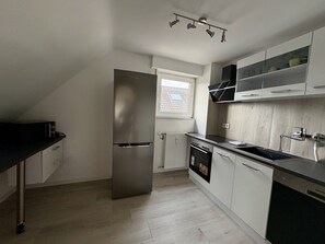 Private kitchen - Modernes Apartment auf 2 Etagen, 2 Schlafzimmer (Bergkamen)