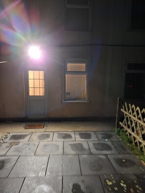 تفاصيل الفندق من الخارج