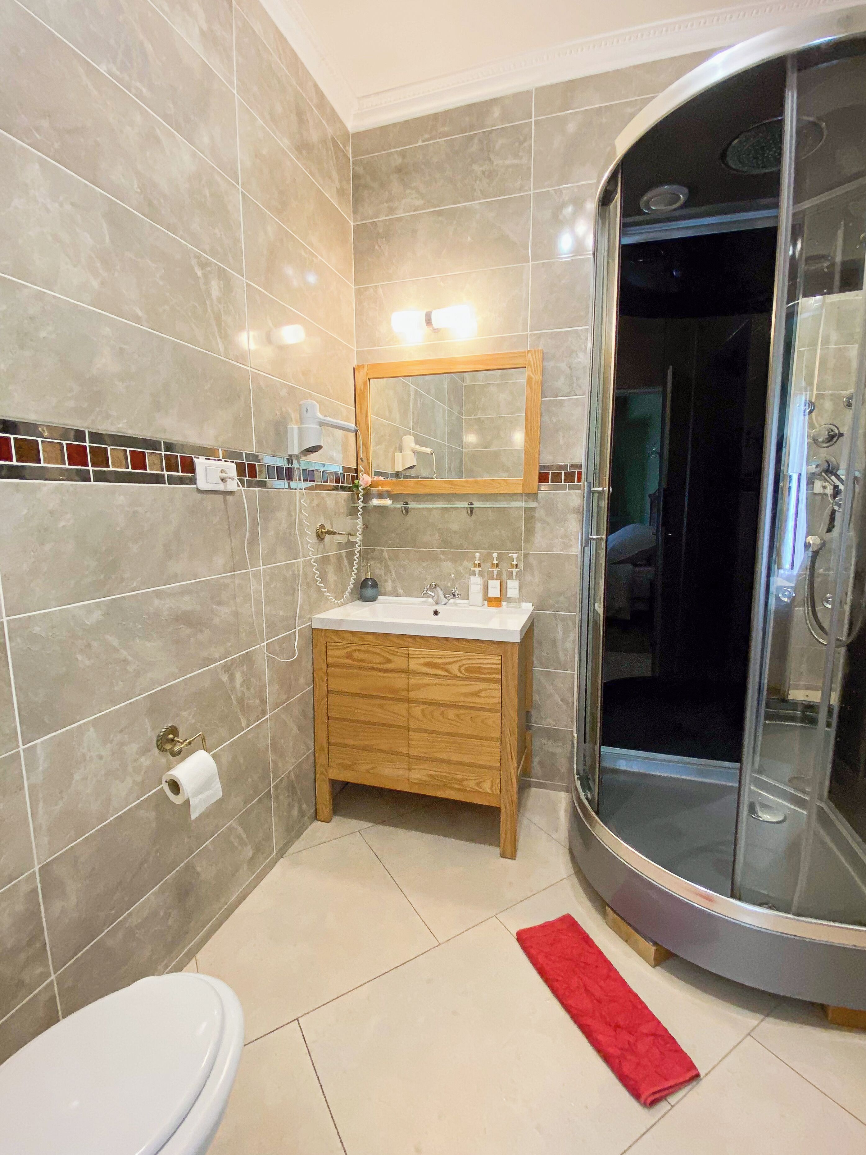 Chambre Double Confort, salle de bains privée, vue jardin