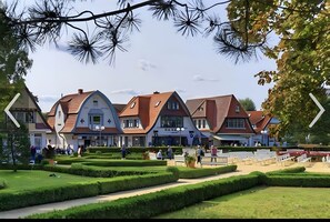 Unclassified image, 3 of 15, button - Apartment 'Keppler' with Shared Garden and Wi-Fi (Ostseebad Boltenhagen)