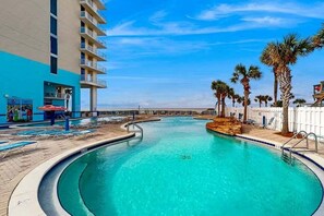 Pool - Gulfside Getaway 915–Beachfront–Sleeps 5 (Panama City Beach)
