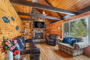 Unclassified image, 5 of 64, button - Bass Bay Getaway | Lakefront Family Cottage (Elk Rapids)