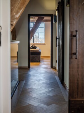 Interior - Barn 1746 - Unique luxury apartment for 8 people (Tating)
