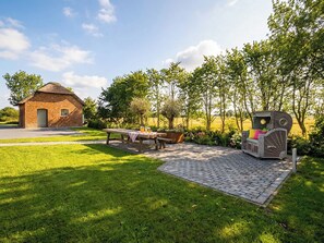 Outdoor dining - Barn 1746 - Unique luxury apartment for 8 people (Tating)