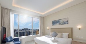 Blackout curtains, iron/ironing board, free WiFi - LUX Iconic Views at Palm Tower Suite 8 (Dubai)