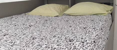 Bügeleisen/Bügelbrett, Bettwäsche