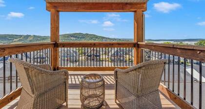 Hooked on Branson Cove - Pool Hot Tub Fireplace
